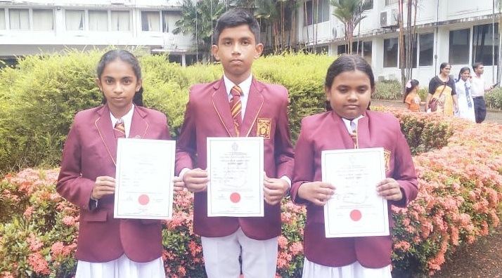 සිංහල සාහිත්‍ය තරඟ ජයග්‍රහණ 